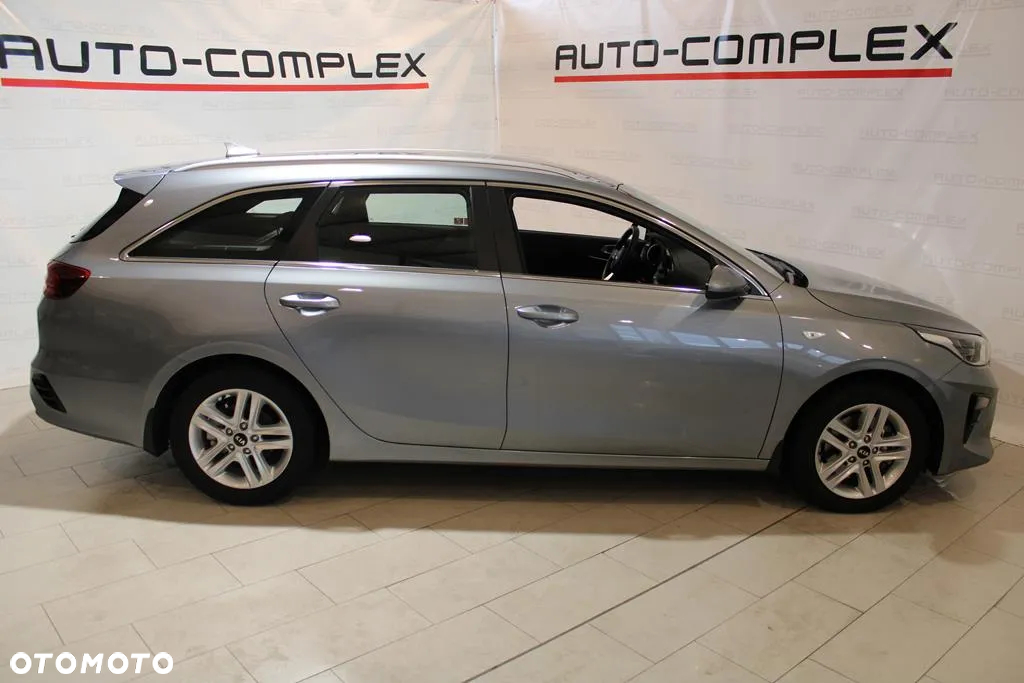 Kia Ceed 1.5 T-GDI M - 20