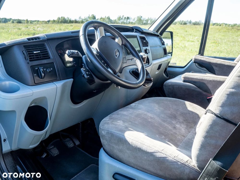 Ford Transit - 21