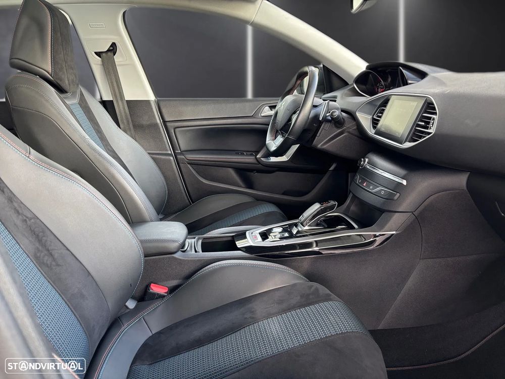 Peugeot 308 PureTech 130 GPF EAT8 Stop & Start Tech Edition - 22