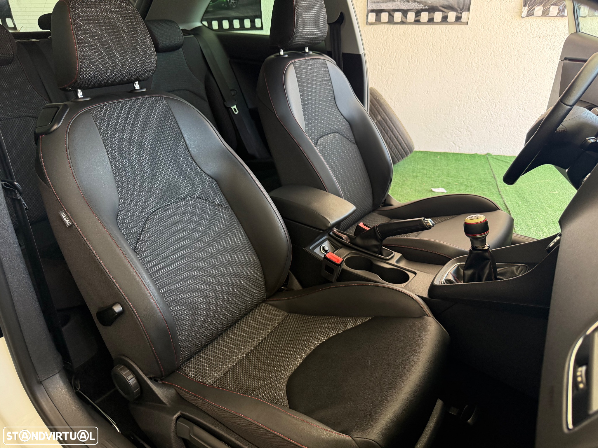SEAT Leon SC 2.0 TDI FR S/S - 13