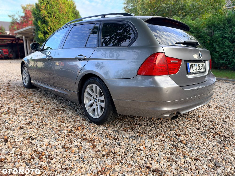 BMW Seria 3 - 10