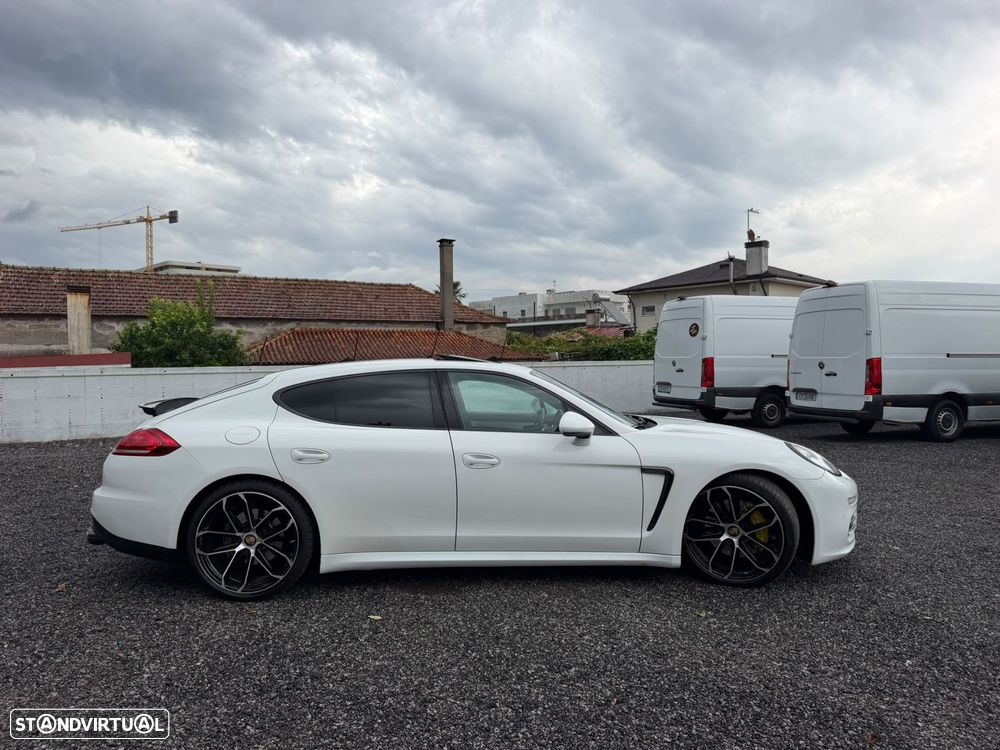 Porsche Panamera Edition - 12
