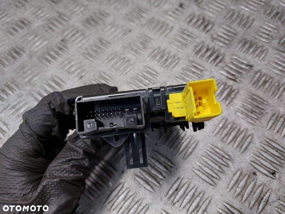 CZUJNIK KĄTA SKRĘTU AUDI A3 8P 8P0953549H - 3