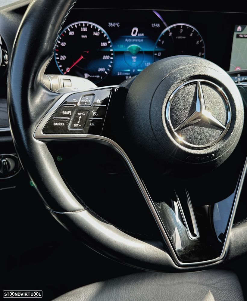 Mercedes-Benz E 300 de 4Matic T 9G-TRONIC - 29