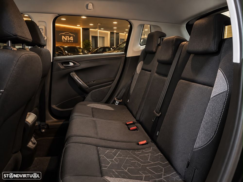 Peugeot 2008 1.2 PureTech Style - 5