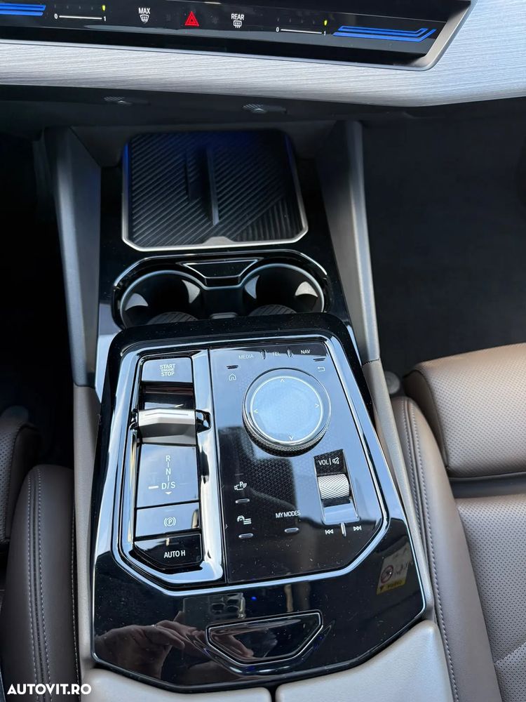 BMW Seria 5 520d xDrive AT MHEV - 10