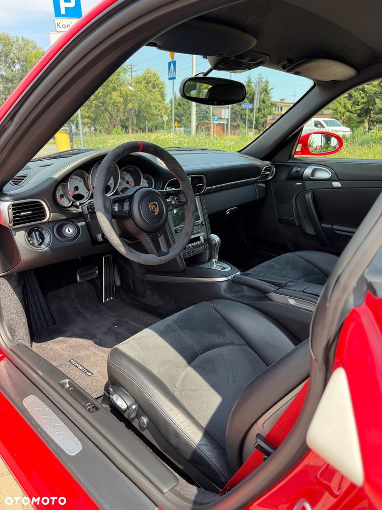 Porsche 911 Turbo Tiptronic S - 8