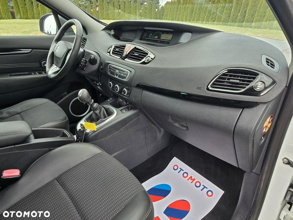 Renault Scenic - 23