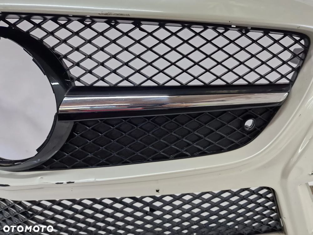 MERCEDES SLK W172 AMG 10-14 ZDERZAK PRZEDNI PRZÓD NA SPRYSKI + 6X PDC , ŁADNY , KOMPLETNY , NR AUKCJI NZ712 - 11