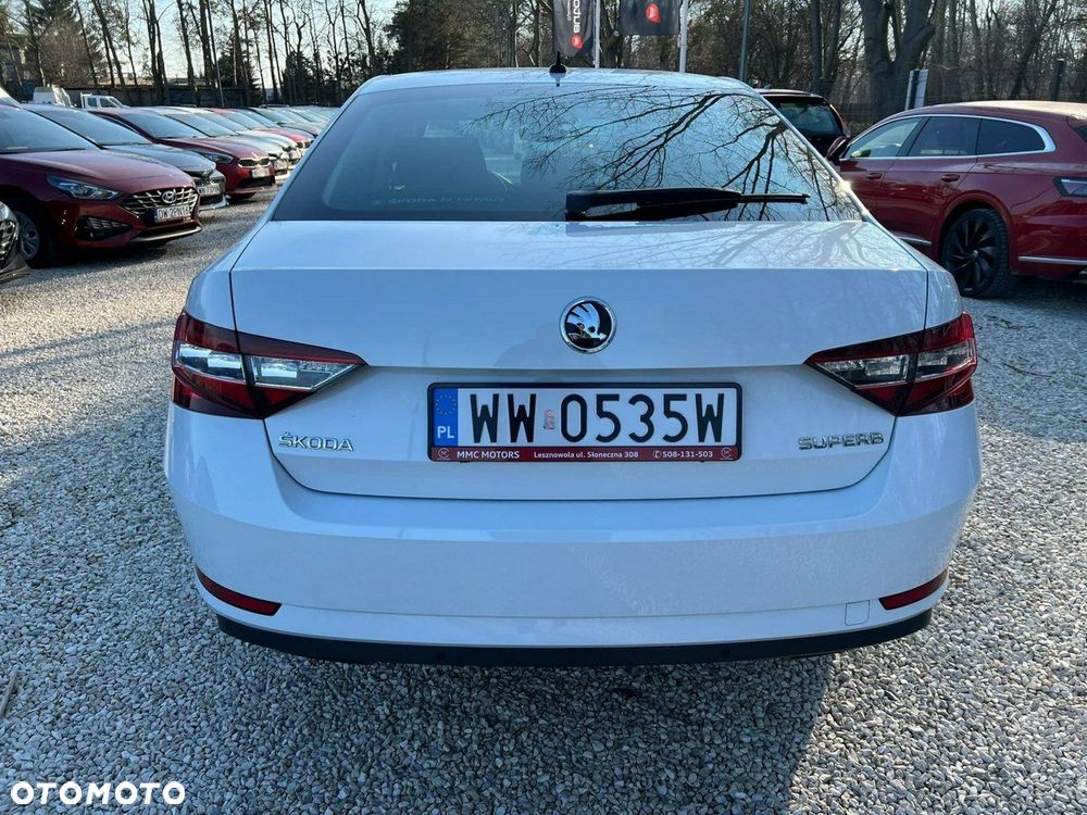 Skoda Superb 2.0 TDI Style DSG7 - 8