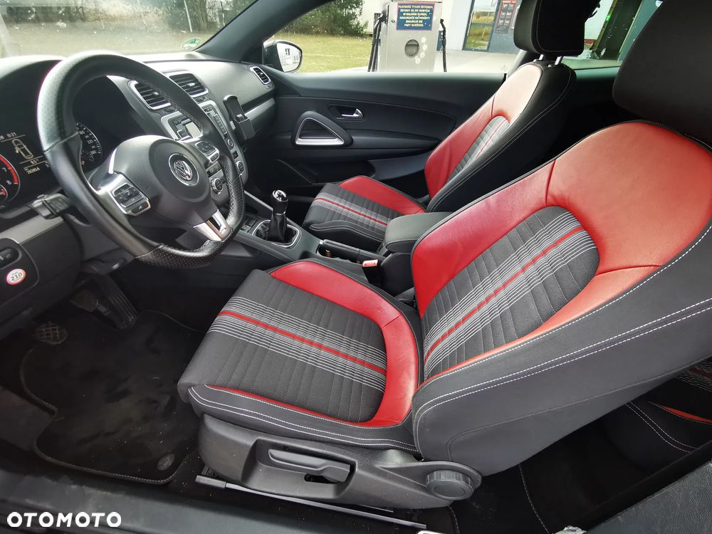 Volkswagen Scirocco 2.0 TSI Match - 11