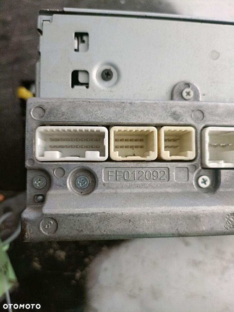 TOYOTA AVENSIS T27 09-11 r. RADIO RADIOODTWARZACZ RADIOODBIORNIK EU + - 6
