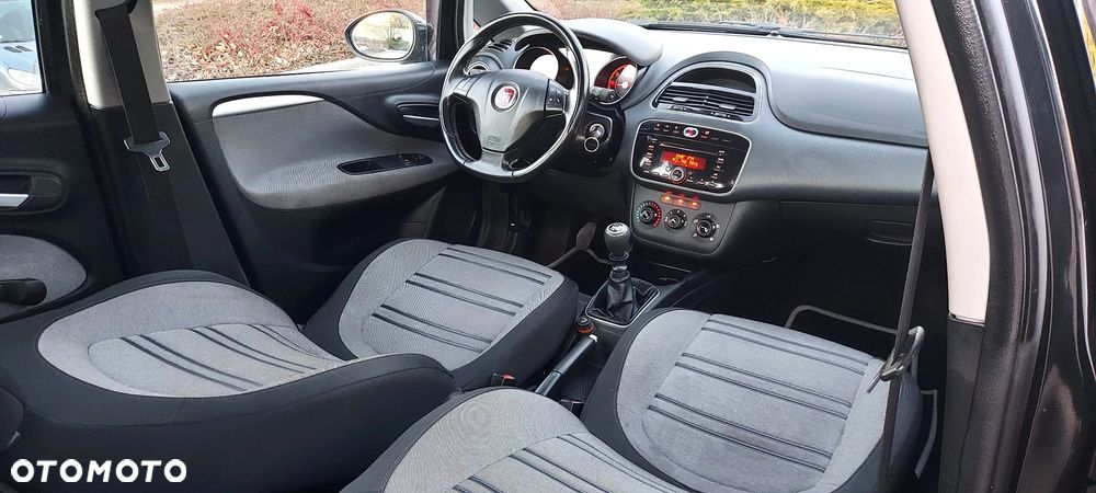 Fiat Punto Evo 1.4 8V Racing - 32