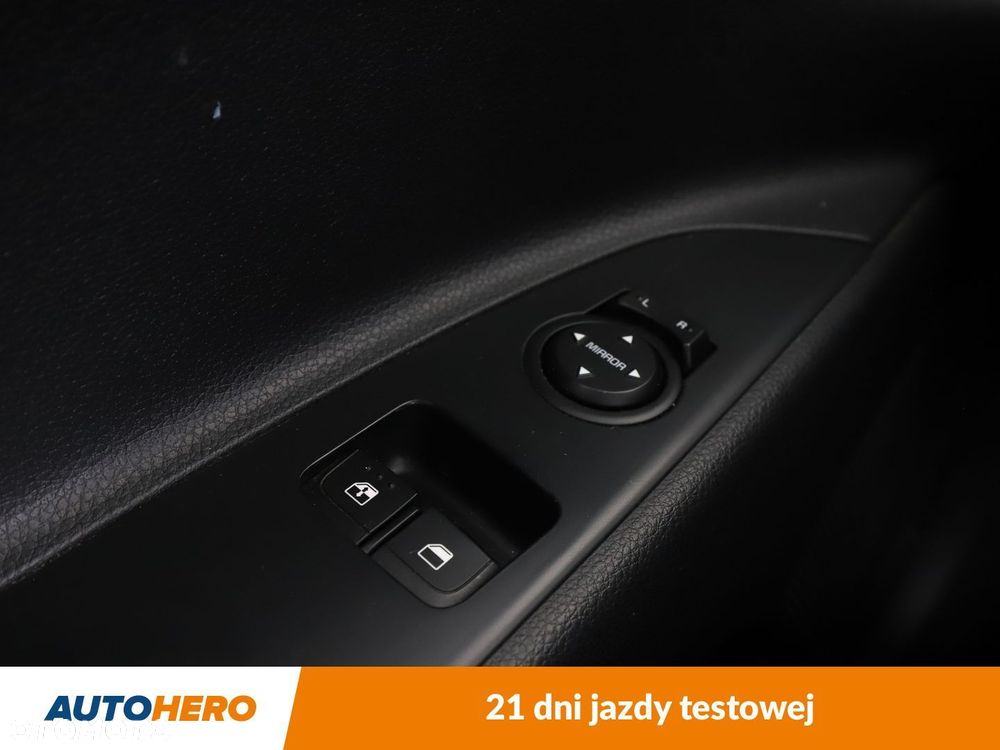 Kia Rio - 28
