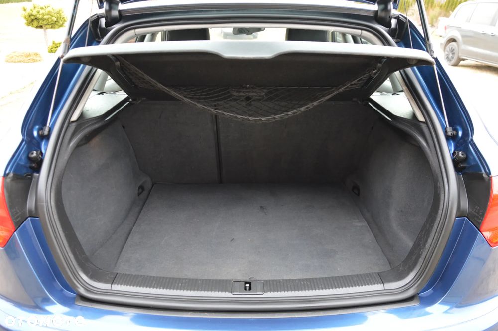 Audi A3 Sportback 2.0 TDI DPF quattro S line Sportpaket - 12