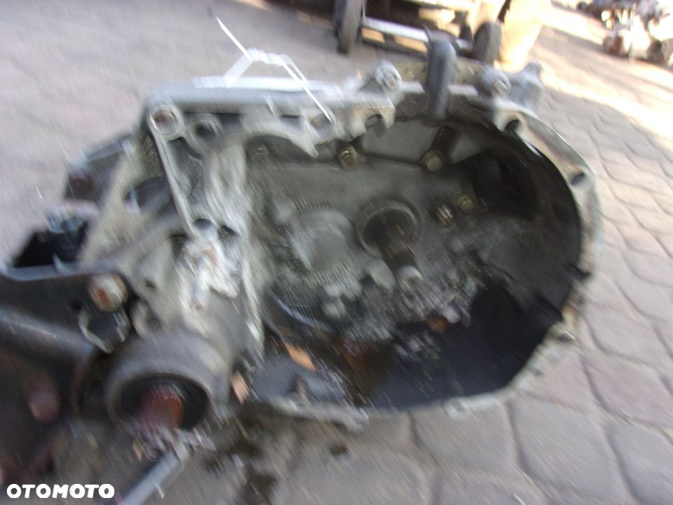 SKRZYNIA BIEGÓW RENAULT MEGANE 2.0 16V JB3143 - 2