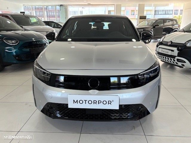 Opel Corsa 1.2 T GS - 2