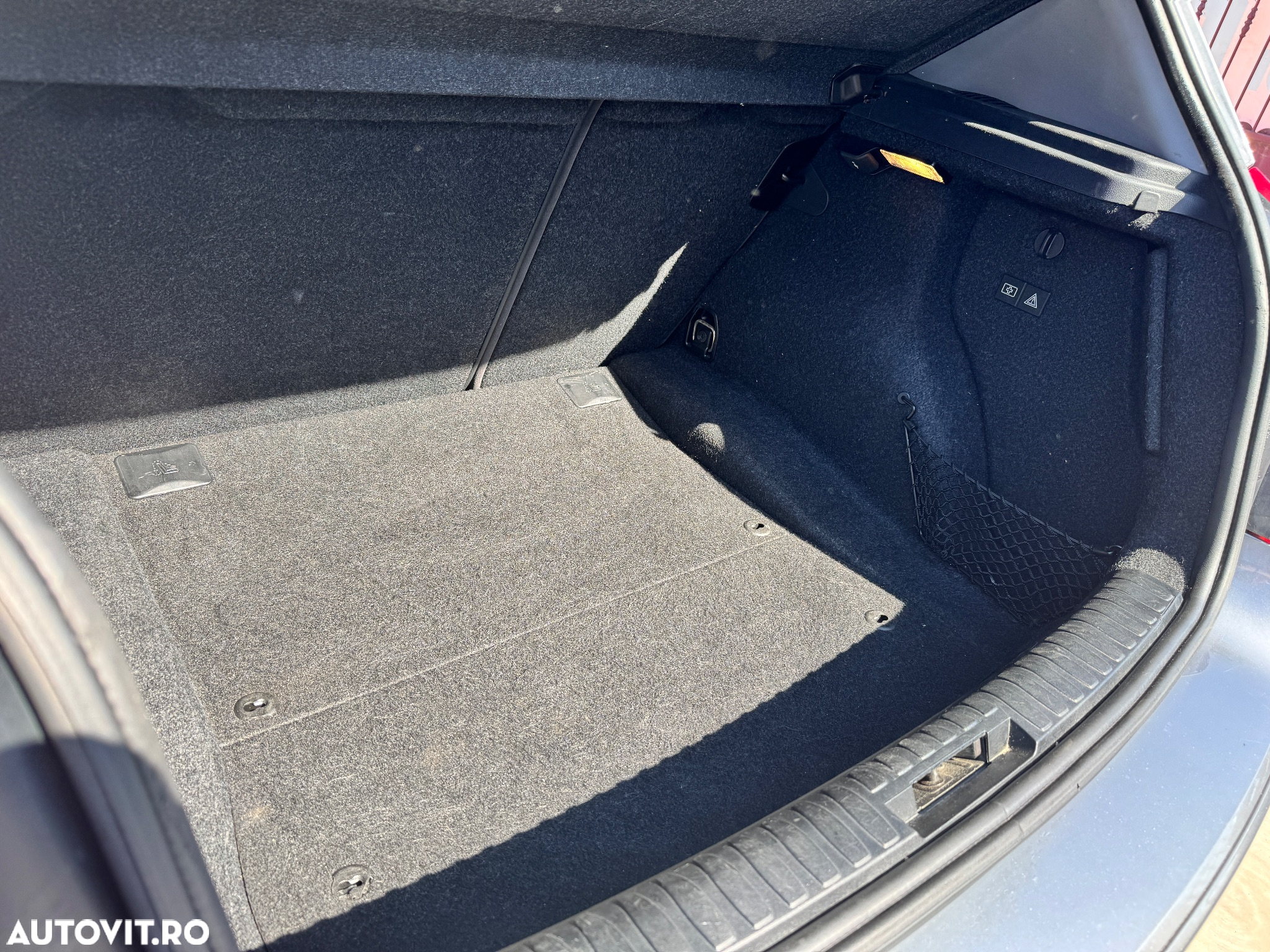 BMW Seria 1 118d DPF - 15