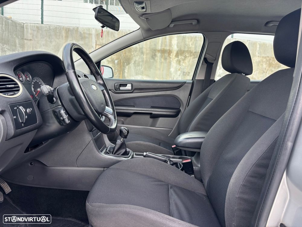 Ford Focus SW 1.6 TDCi Titanium - 5