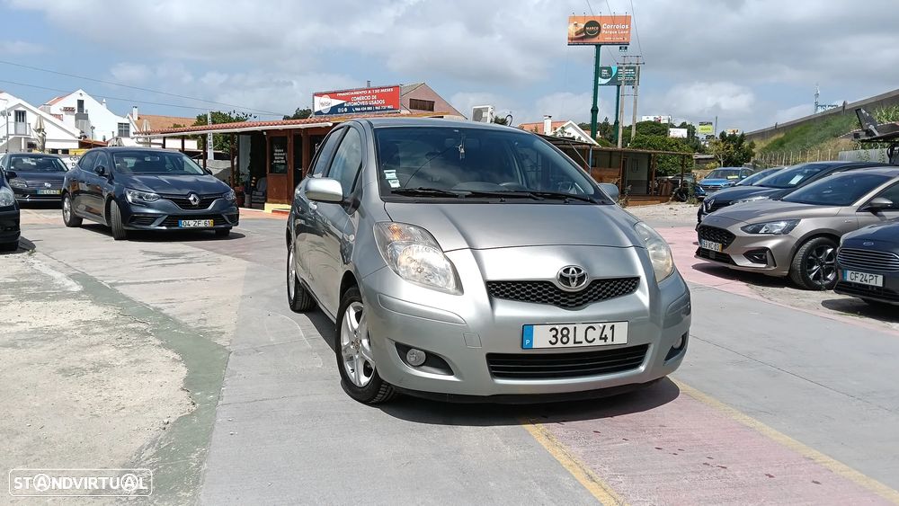 Toyota Yaris 1.4 D-4D Sol - 3