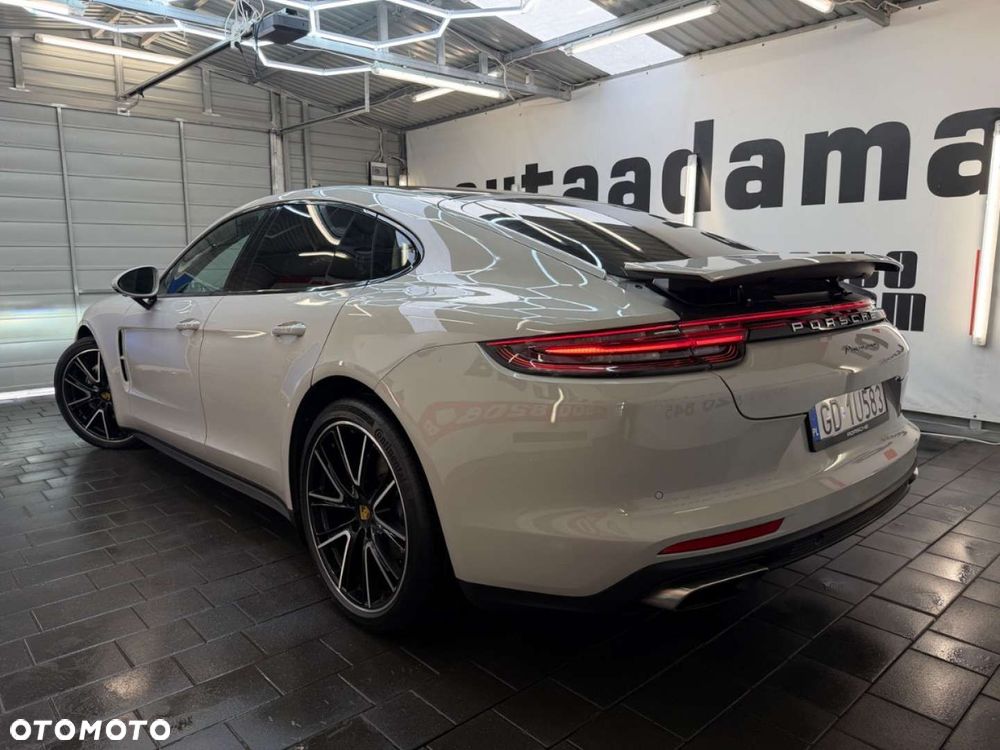 Porsche Panamera - 13