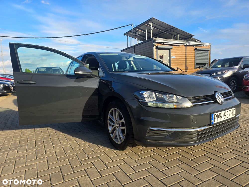 Volkswagen Golf - 20