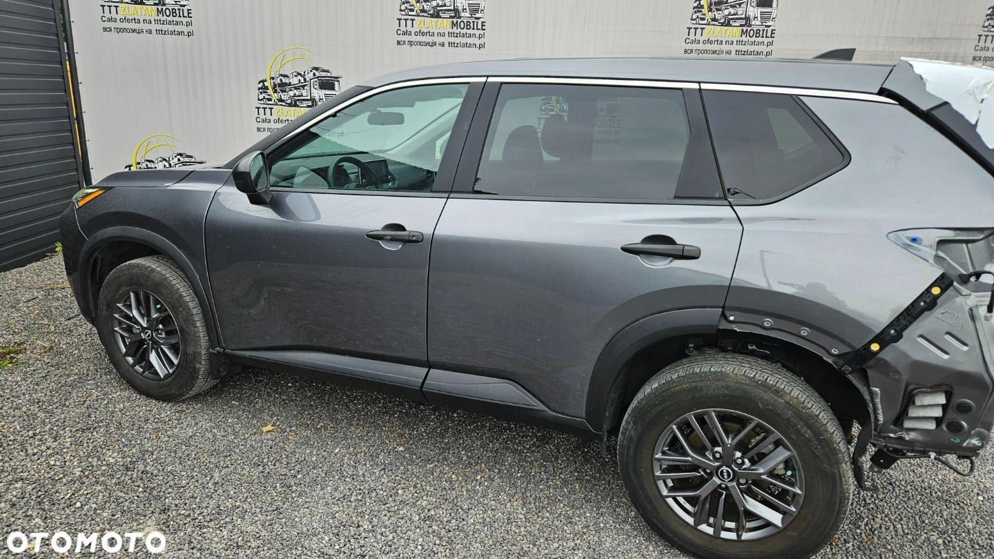 Nissan Rogue - 17