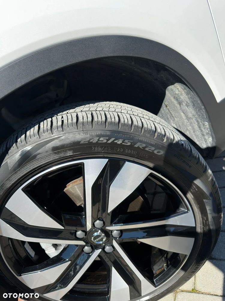 Volvo XC 40 B5 B AWD Ultimate Bright - 24