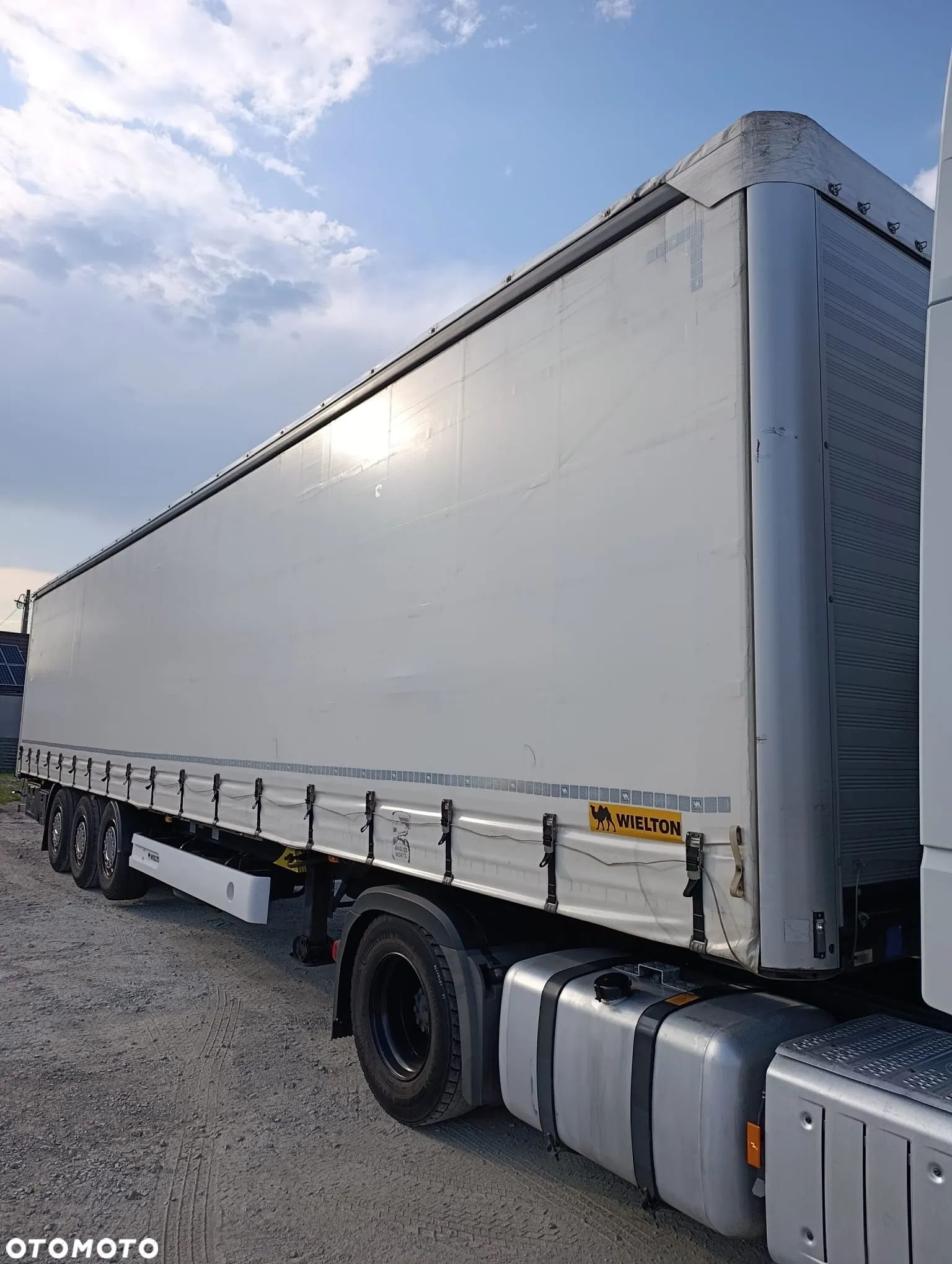 Wielton Naczepa kurtynowa NS3K - 1