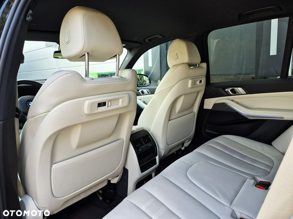 BMW X5 xDrive40d - 26