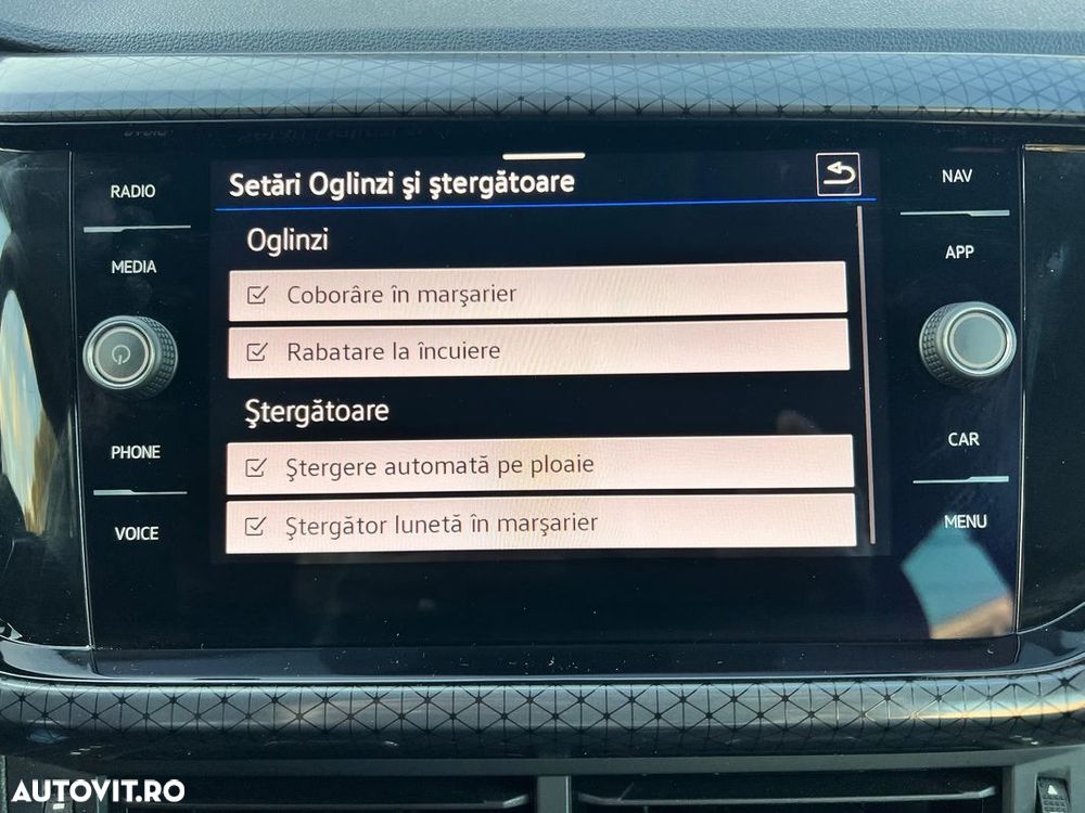 Volkswagen T-Cross - 23