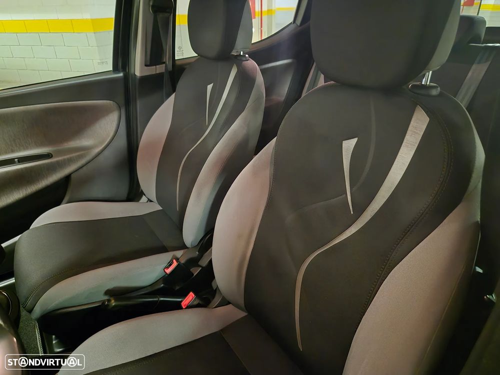 Lancia Ypsilon 1.2 S&S Platinum - 23