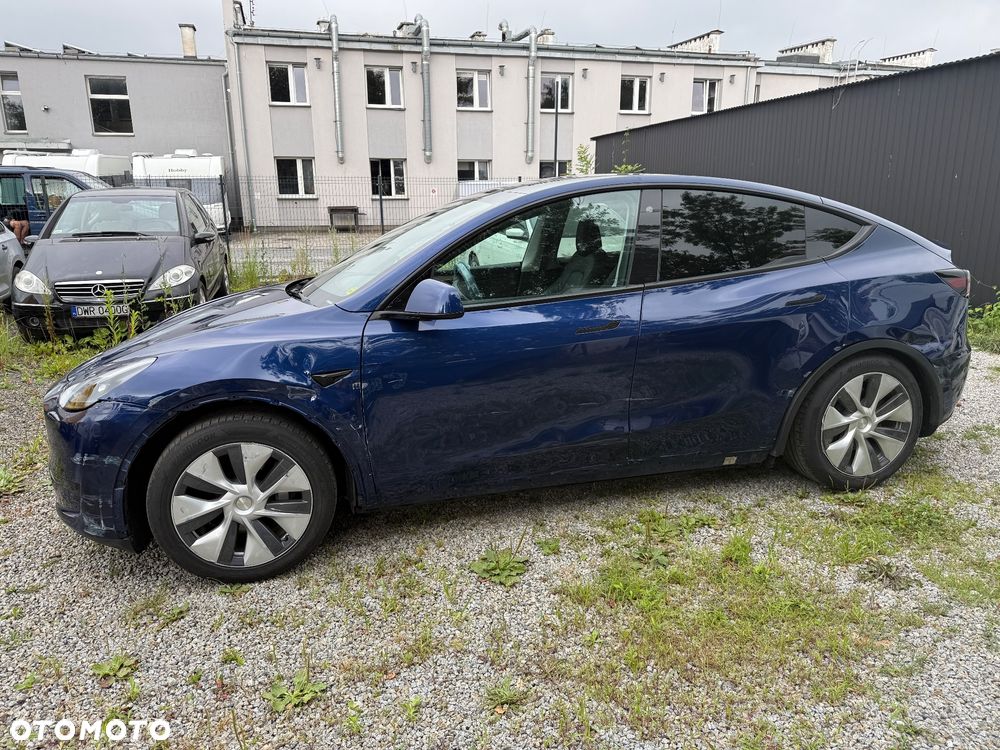 Tesla Model Y RWD - 3