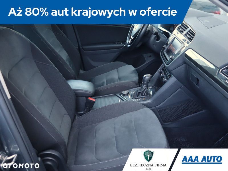 Volkswagen Tiguan - 10