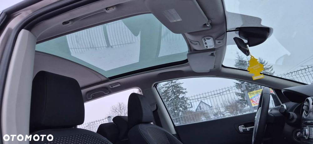 Nissan Qashqai+2 2.0 dCi DPF acenta - 38