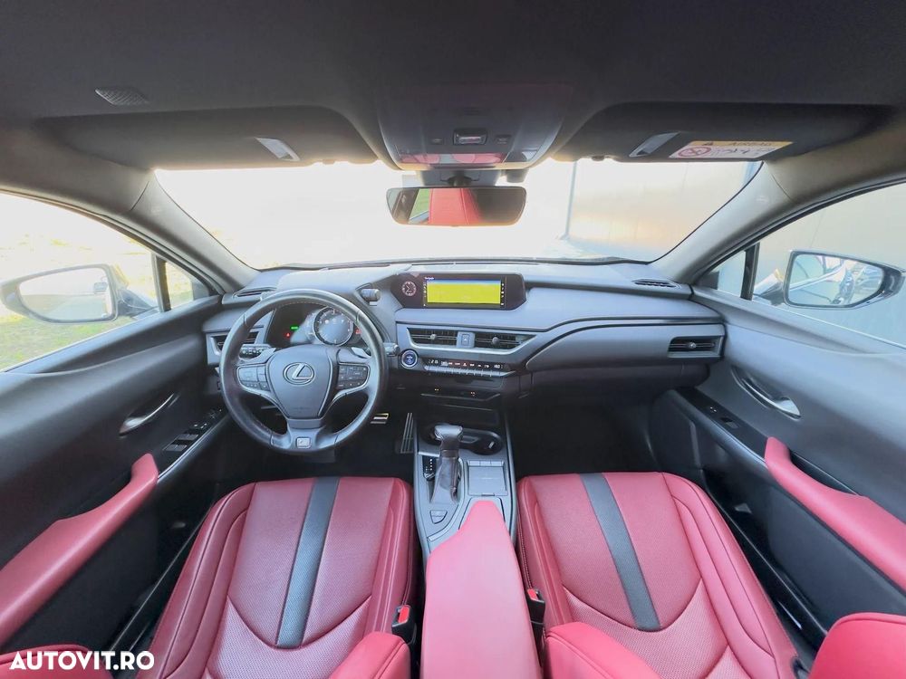 Lexus UX 250h F SPORT - 25