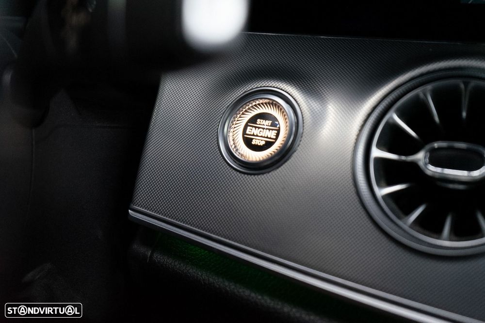 Mercedes-Benz E 220 d AMG Line - 38