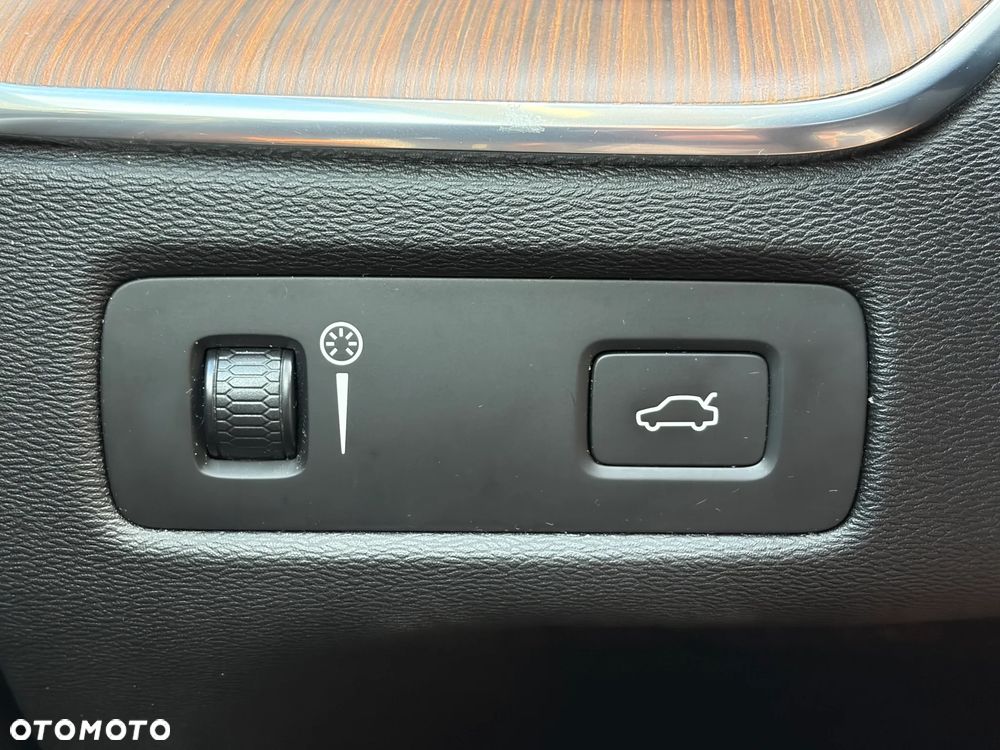 Volvo XC 60 D4 AWD Geartronic Inscription - 13