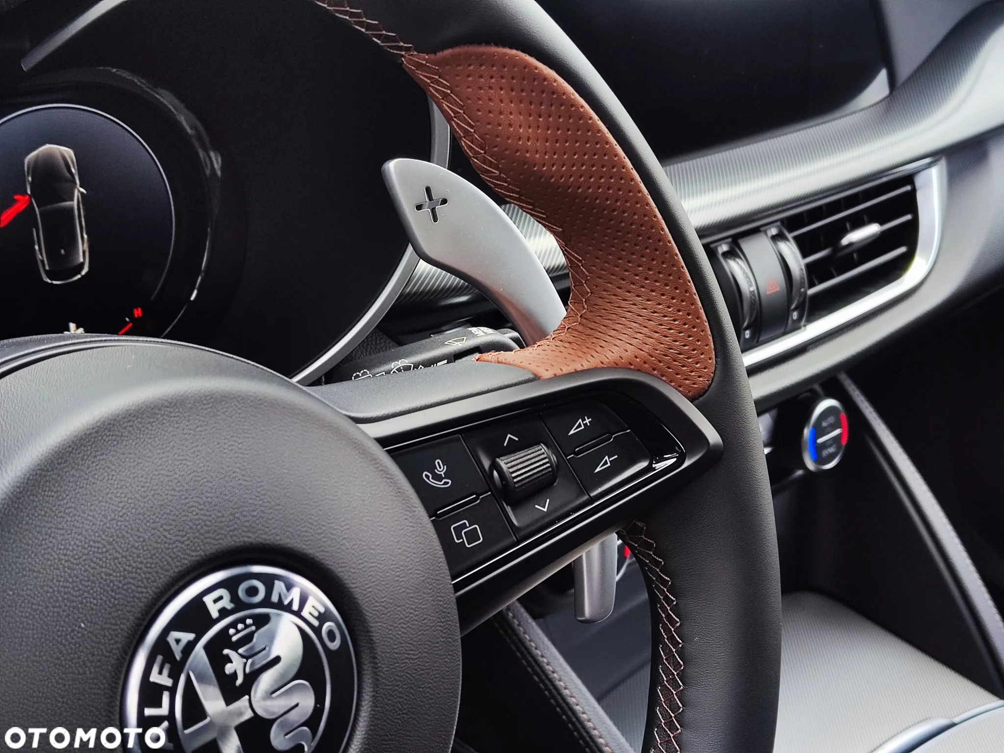 Alfa Romeo Stelvio 2.0 Turbo Intensa Q4 - 16