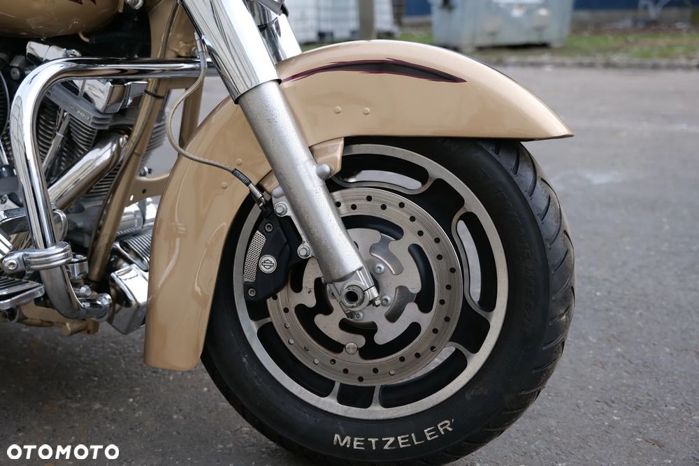 Harley-Davidson Touring Road King - 14