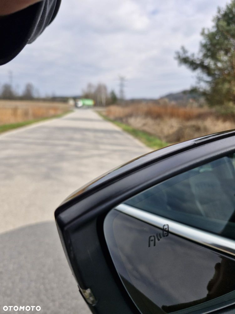 Skoda Superb 2.0 TDI DSG Premium Edition - 29