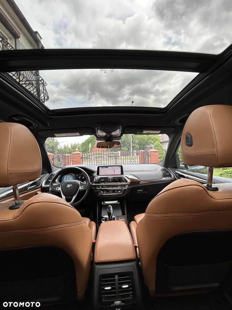BMW X3 xDrive30i Luxury Line - 25