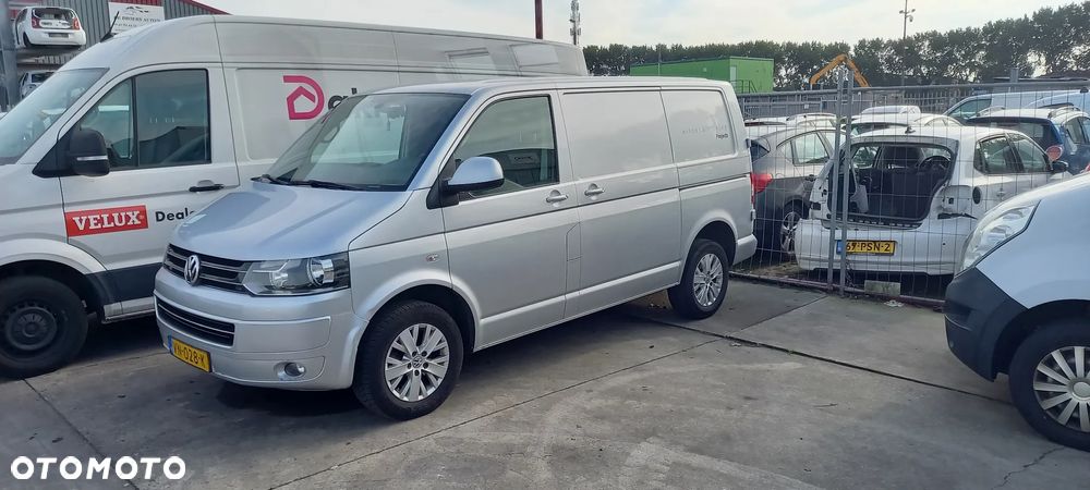 Volkswagen Transporter T5 - 14
