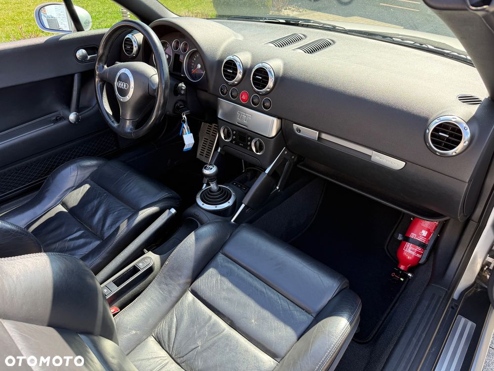 Audi TT Roadster 1.8 T quattro - 39