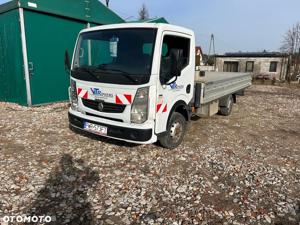 Renault MAXITY - 9