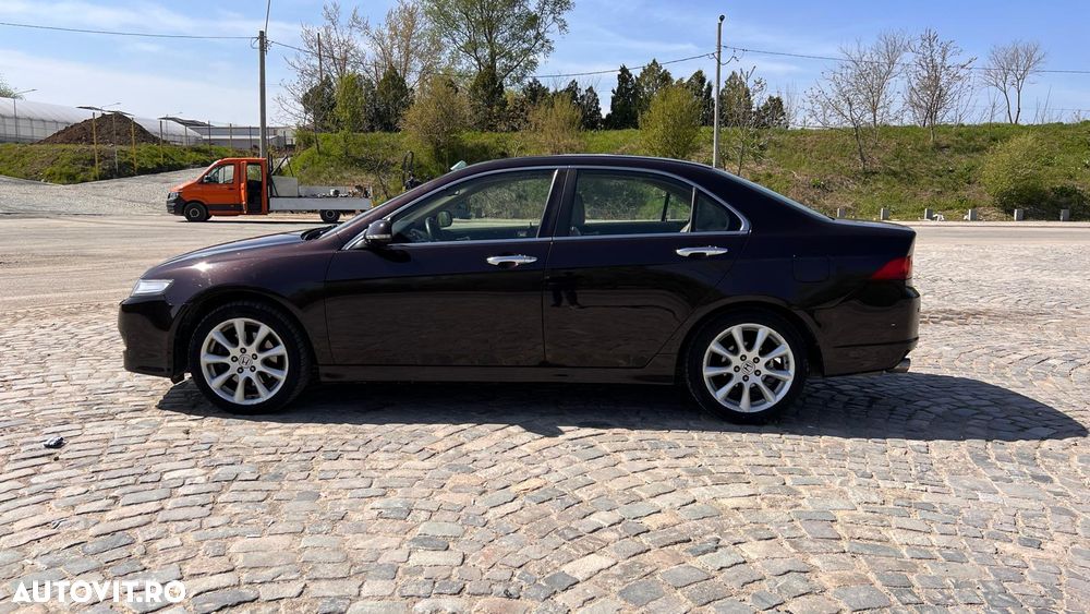 Honda Accord 2.4i Aut Exec - 20