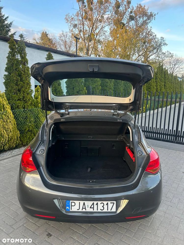 Opel Astra 1.6 Cosmo - 12