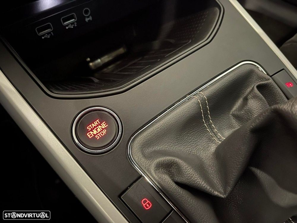 SEAT Arona 1.0 Eco TSI XCELLENCE - 16