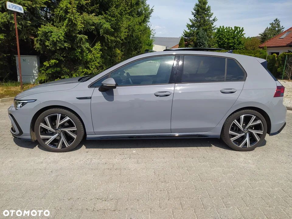 Volkswagen Golf - 34