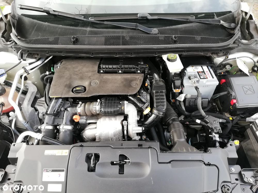 Peugeot 308 1.6 BlueHDi Style S&S - 26